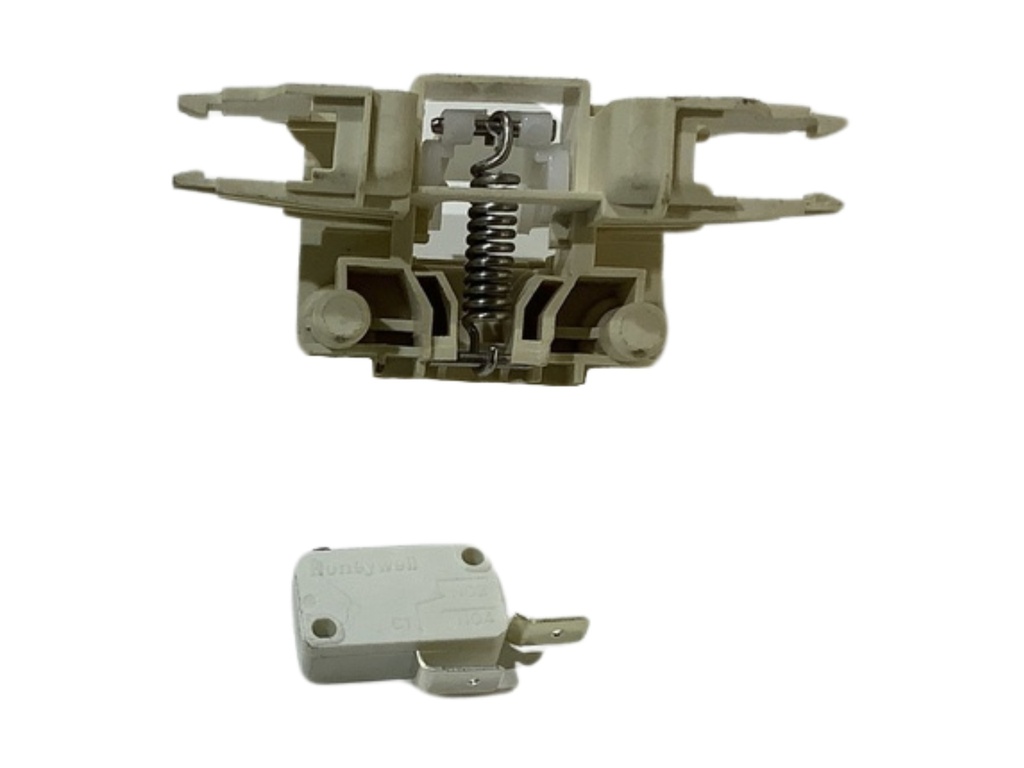 LATCH ASSEMBLY