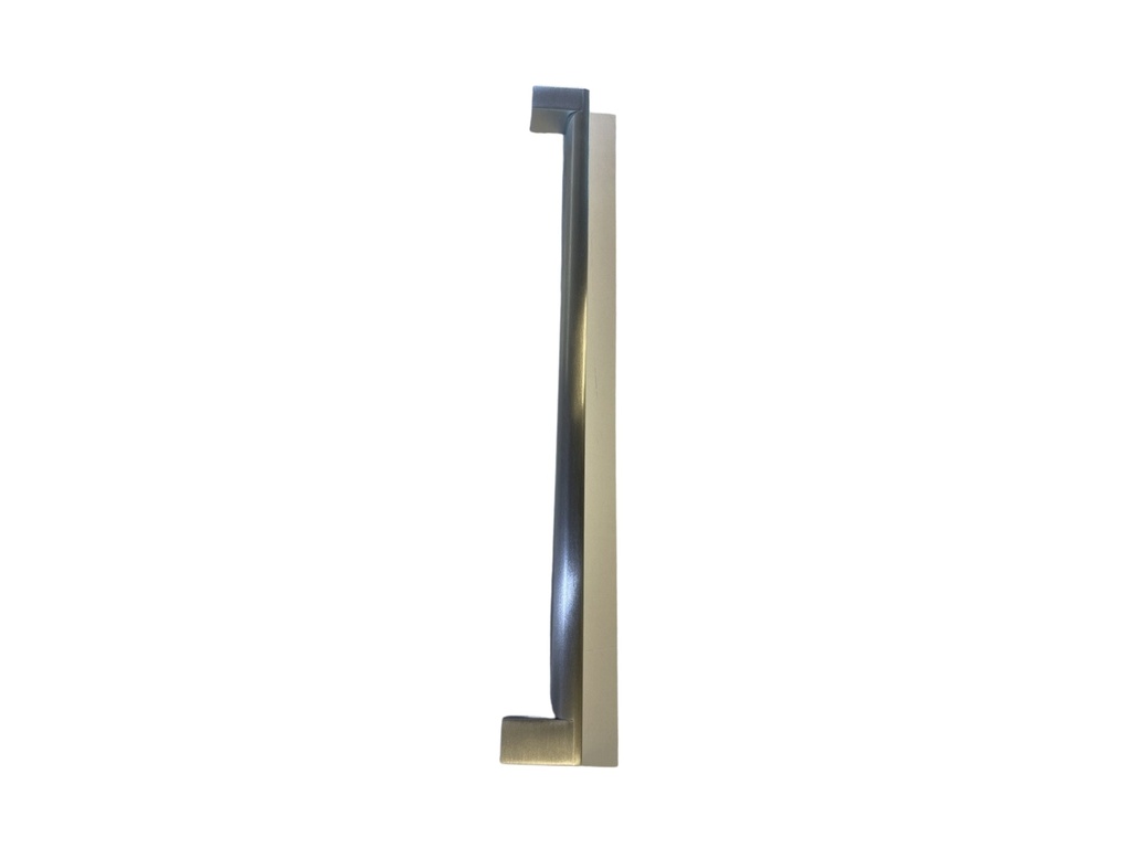 DOOR HANDLE