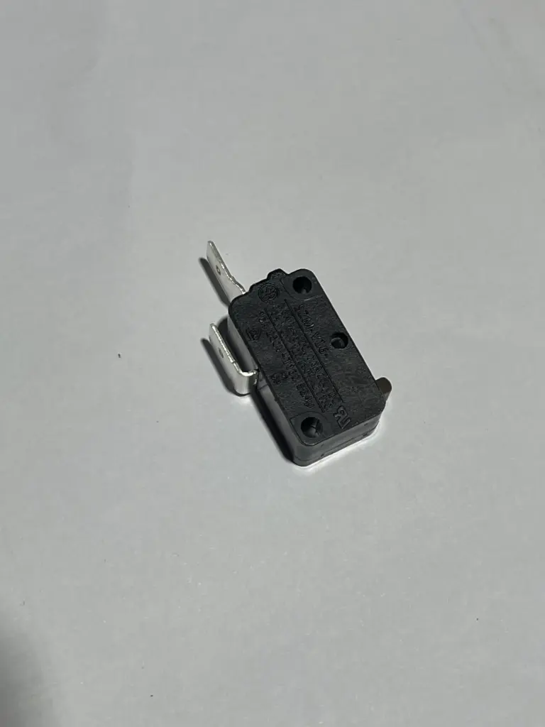 COVER SWITCH